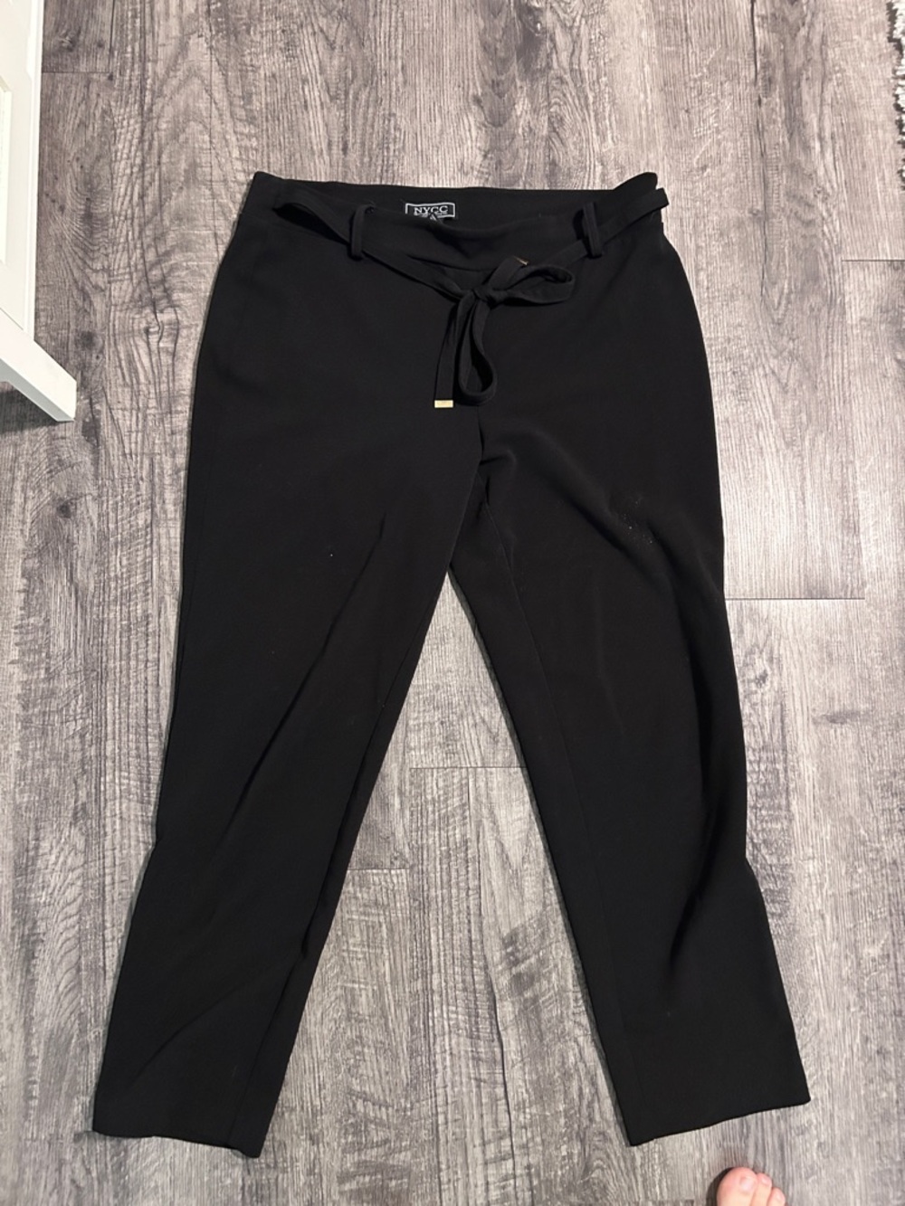 New York & Company Black Straight-Leg Tie-Waist Pants
